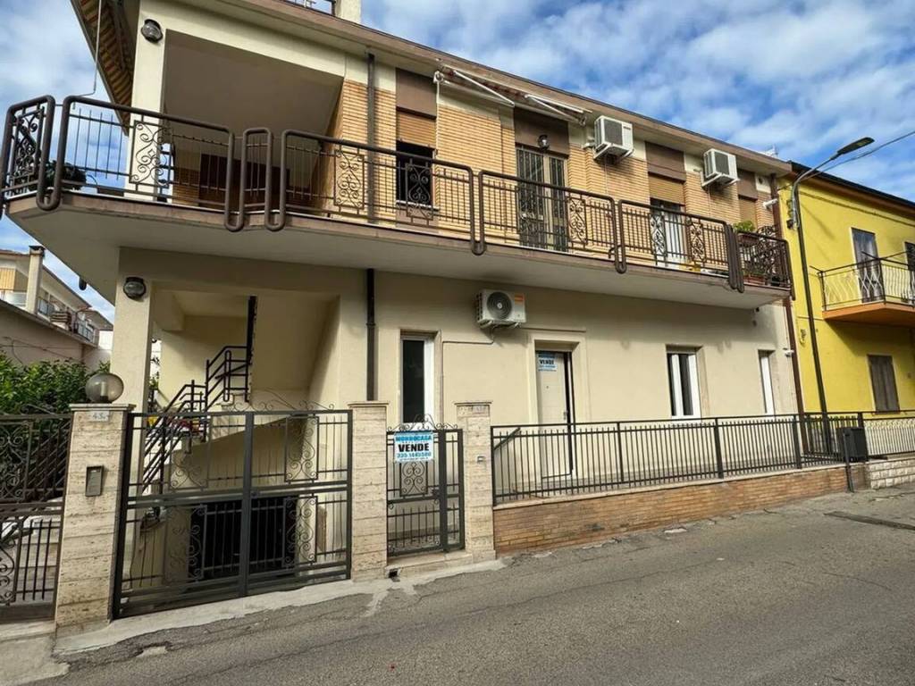 Appartamento a Campomarino in Via Risorgimento S.N.C. - Foto 5