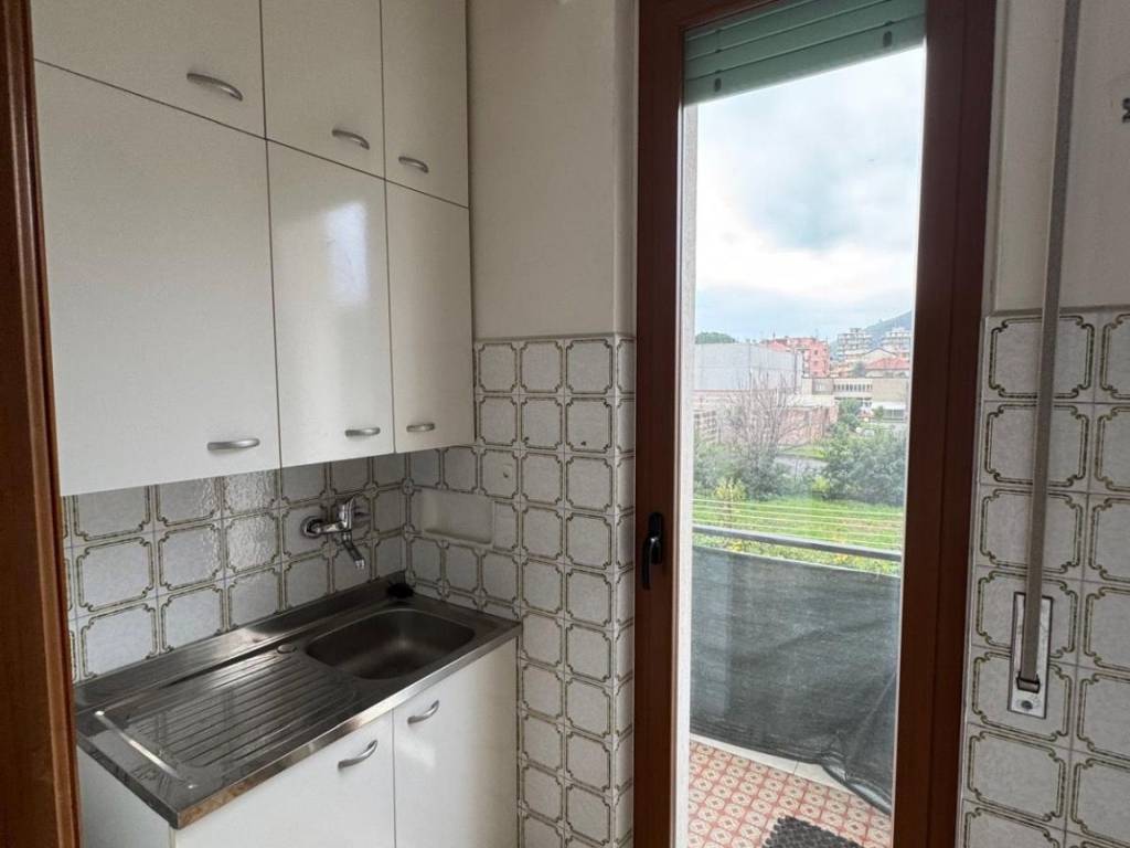 Appartamento a Loano in Via Aurelia - Foto 2