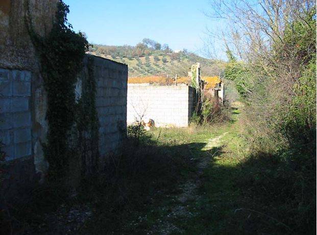 Palazzo / stabile a Fara in sabina in Via Pantani - Foto 5