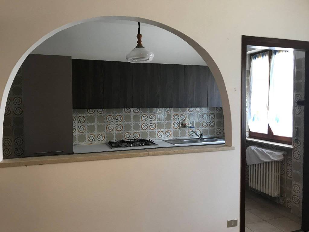 Appartamento a Angera in Via Virgilio, 11 - Foto 3