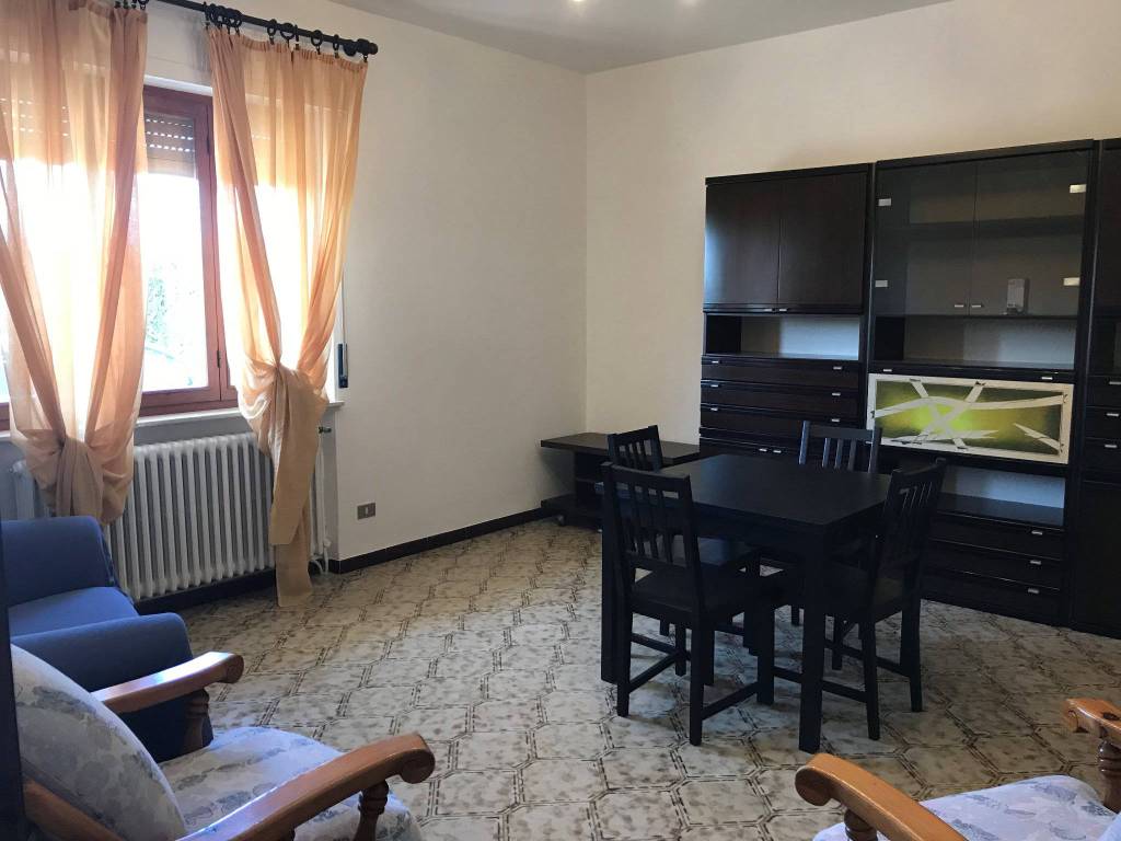 Appartamento a Angera in Via Virgilio, 11 - Foto 5