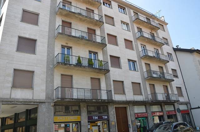 Appartamento a Gallarate in Via Luigi Borghi, 7 - Foto 2