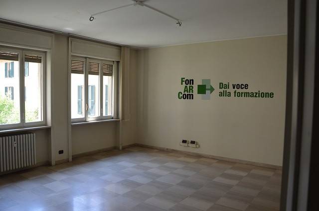 Appartamento a Gallarate in Via Luigi Borghi, 7 - Foto 3