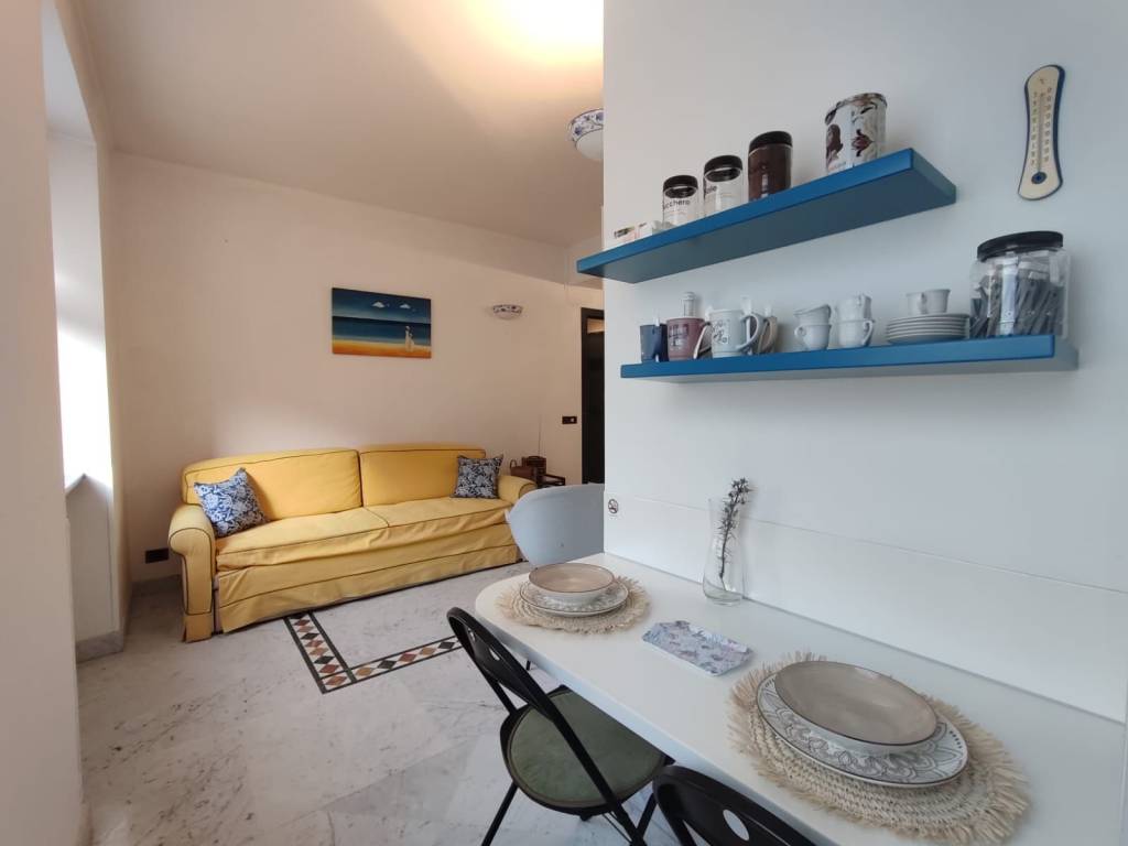 Appartamento a Alassio in Viale Daniel Hanbury, 108 - Foto 3