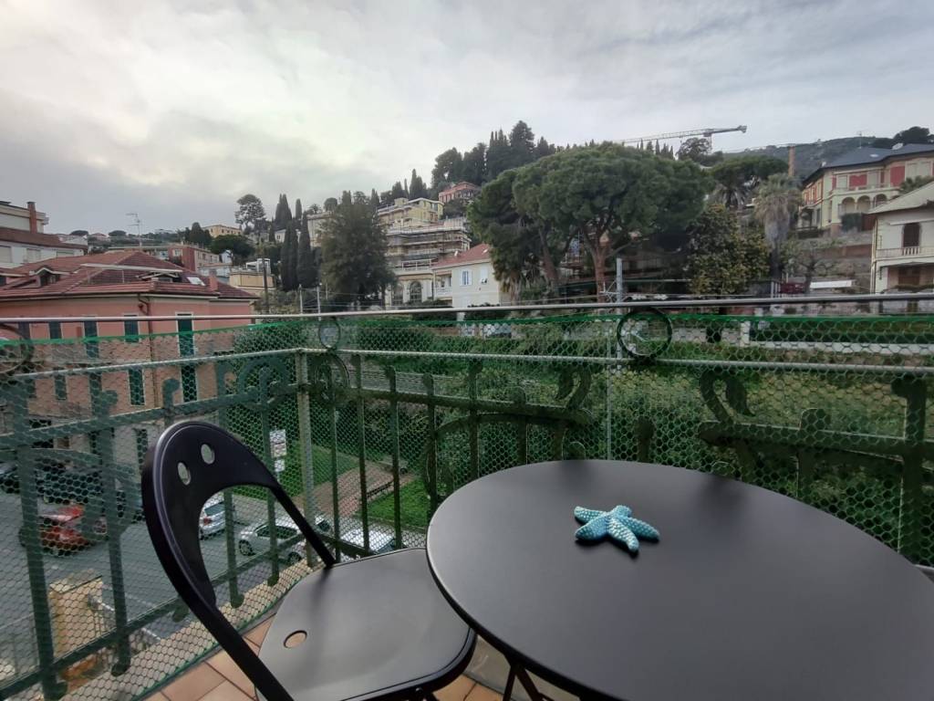 Appartamento a Alassio in Viale Daniel Hanbury, 108 - Foto 5