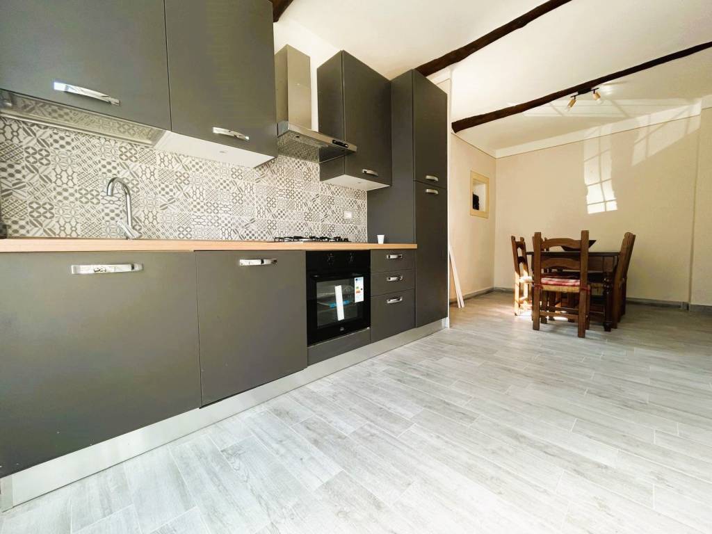 Casa indipendente a Lucca in Via Don Luigi Sturzo, 52 - Foto 3