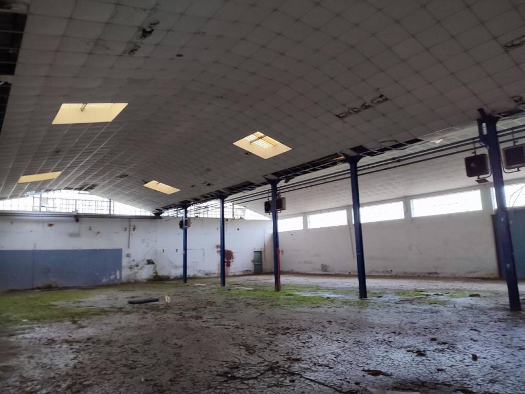 Immobile a Montecassiano in S.P. 77 DELLA VAL DI CHIENTI - Foto 2