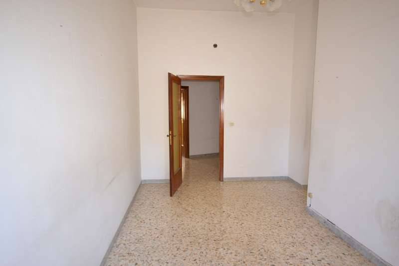 Appartamento a Carovigno in Via Dottor Vito Cavallo - Foto 3