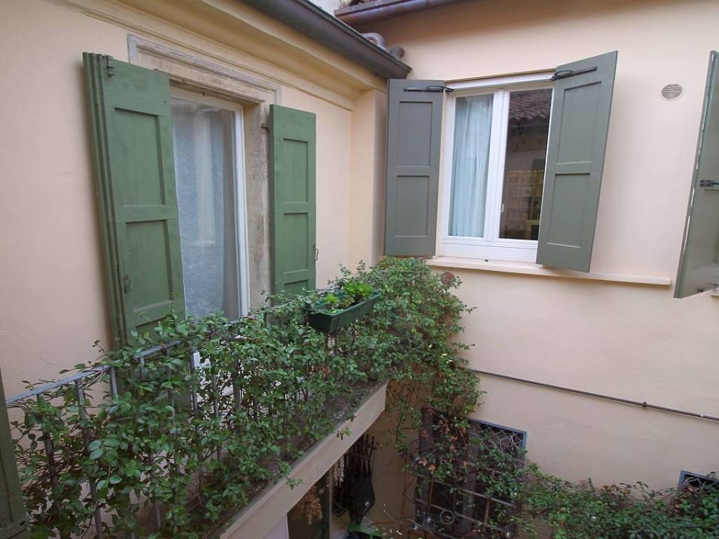 Appartamento a Verona in Vicolo Chiodo - Foto 2