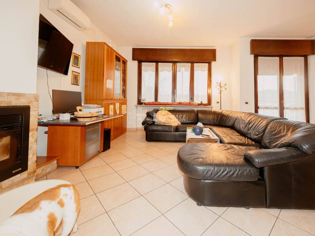 Villa a Mortara in Via Galileo Galilei 3 - Foto 4