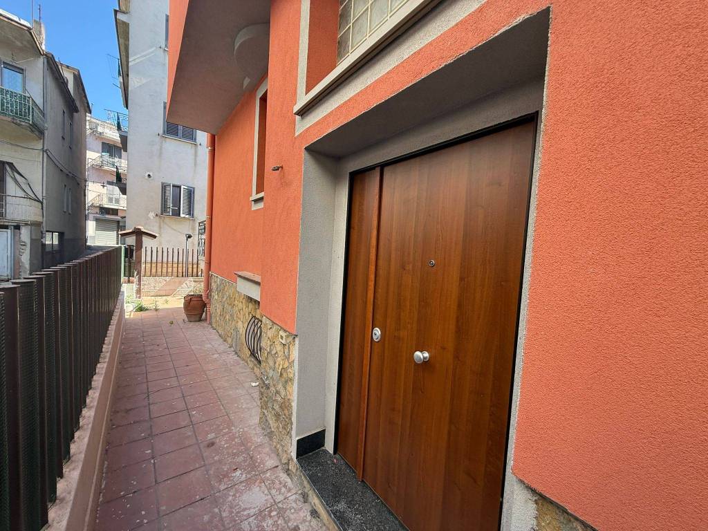 Villa a Siano in Via Olivitello - Foto 2