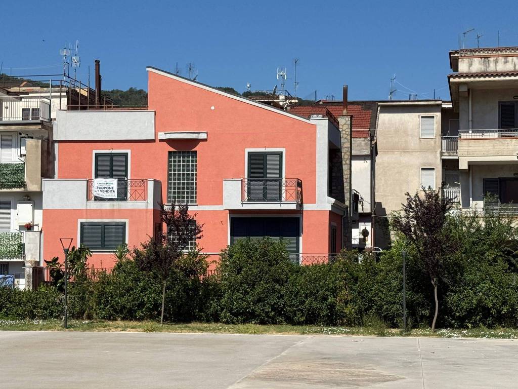Villa a Siano in Via Olivitello - Foto 3