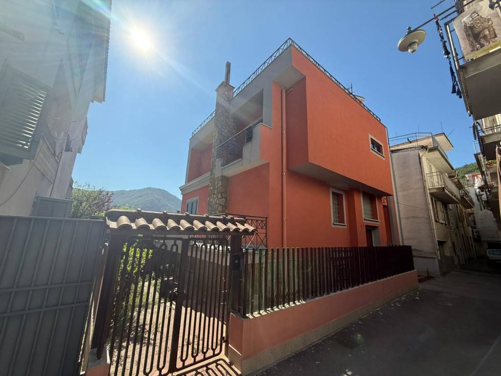 Villa a Siano in Via Olivitello - Foto 5