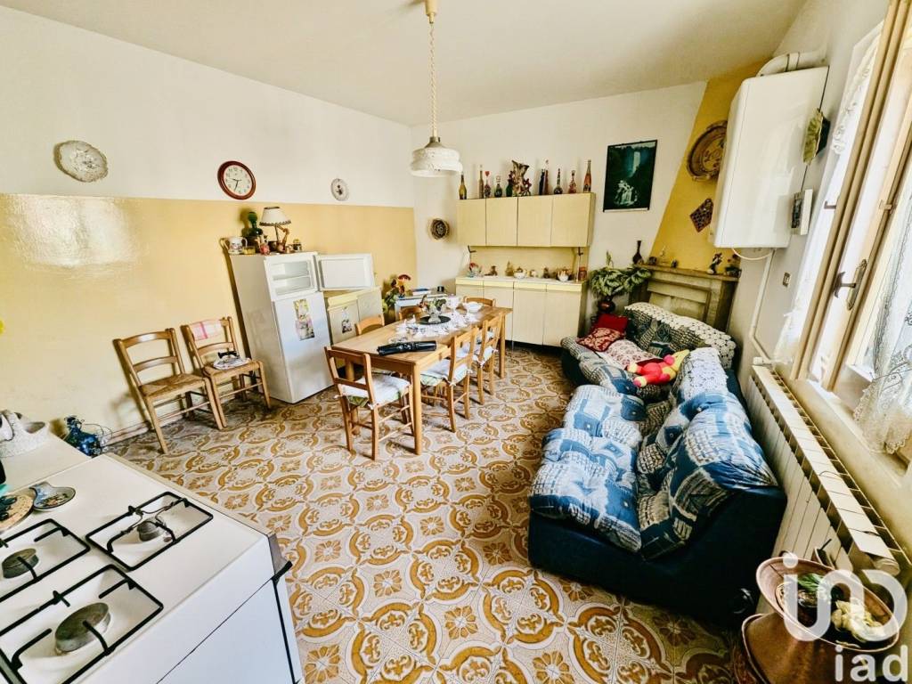 Casa indipendente a Corfinio in Via OMBRUNA, 13 - Foto 2