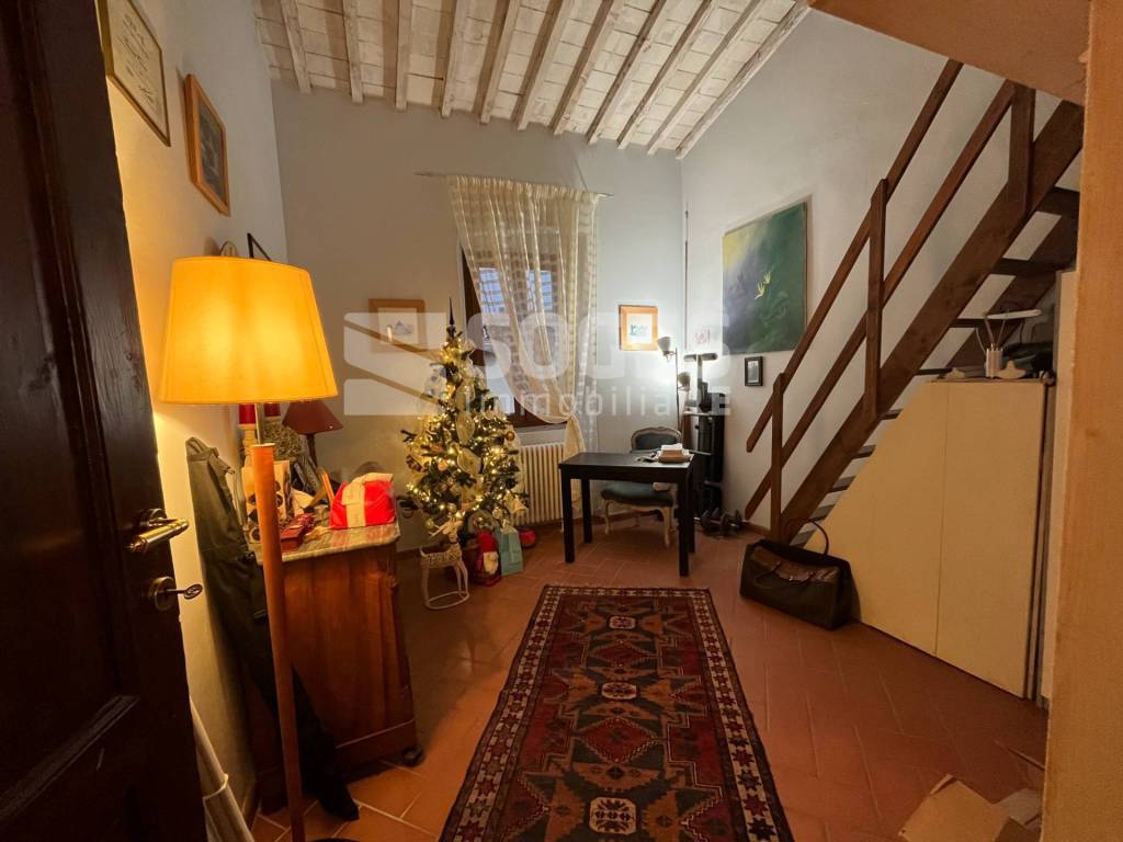Appartamento a Loro ciuffenna in via setteponti - Foto 4
