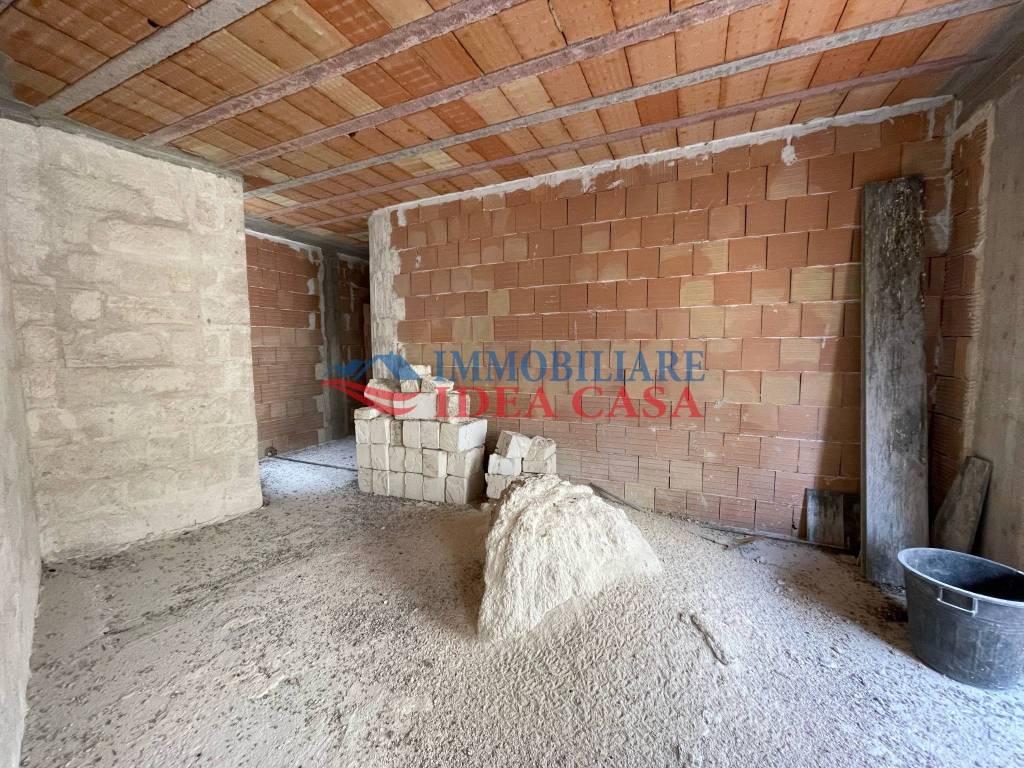 Appartamento a Francavilla fontana in Via Massimo d'Azeglio - Foto 3