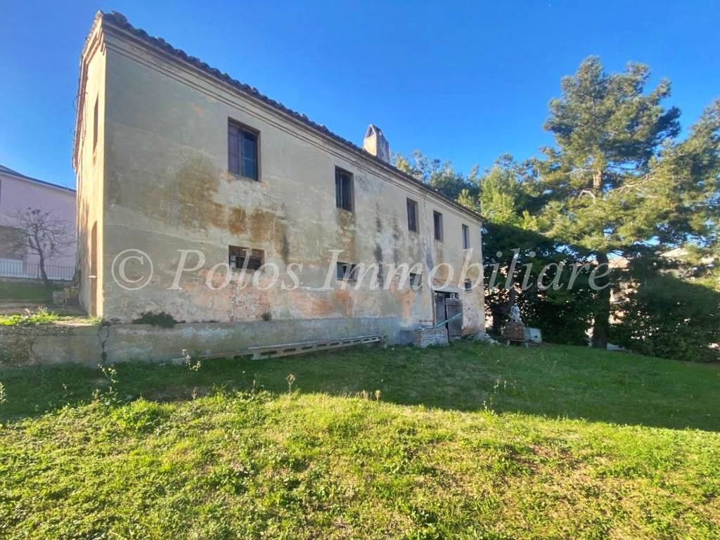 Casa indipendente a Lapedona in Via dell'Accoglienza - Foto 3