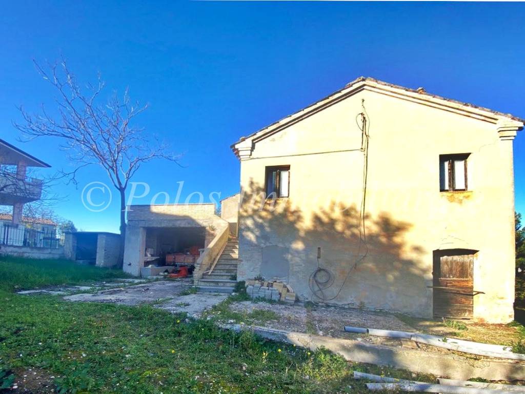 Casa indipendente a Lapedona in Via dell'Accoglienza - Foto 5