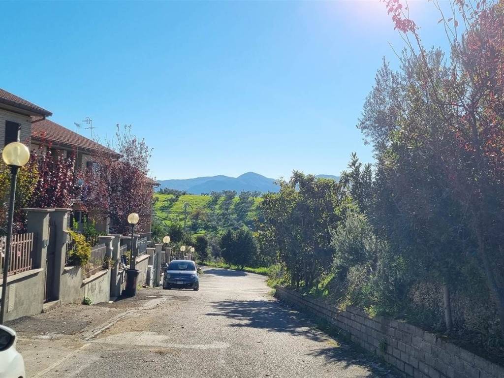 Villetta a schiera a Castelnuovo di farfa in via scoccia - Foto 2