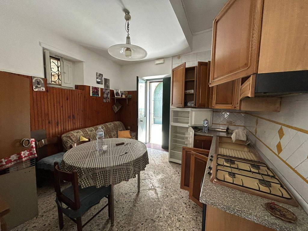 Casa indipendente a Mercato san severino in Via Francesco Caracciolo - Foto 3