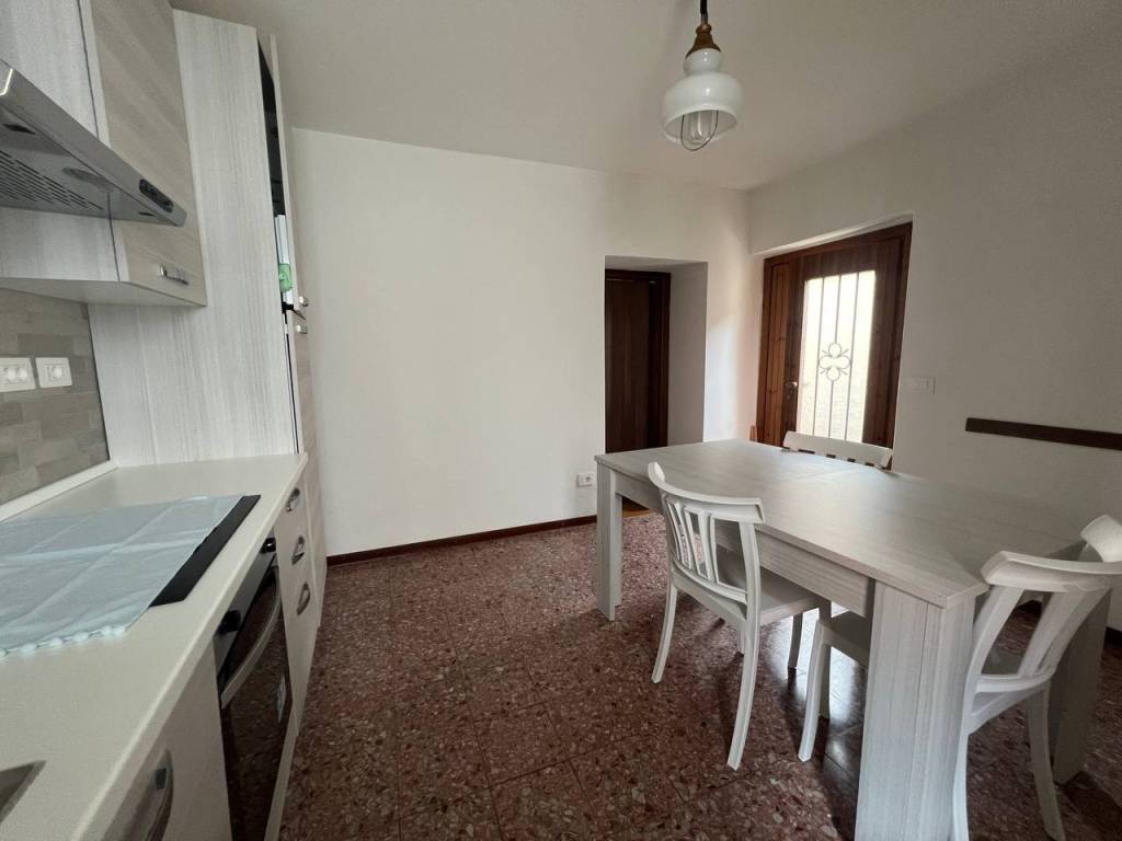 Appartamento a Montorfano in Via Agliati Renato, 4 - Foto 2