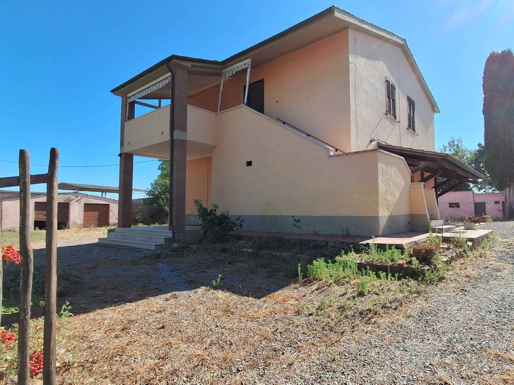 Rustico / casale a Magliano in toscana in Strada Consortile Colle di Lupo - Foto 4