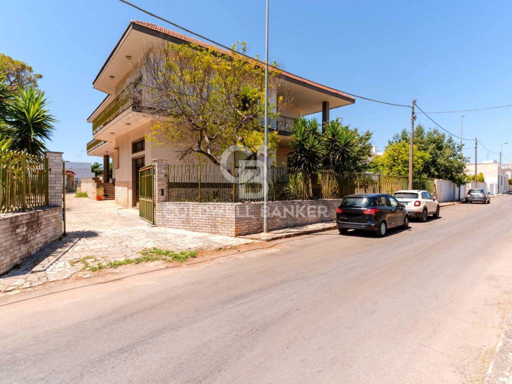 Villa a Presicce-acquarica in Via Roma, 333 - Foto 2