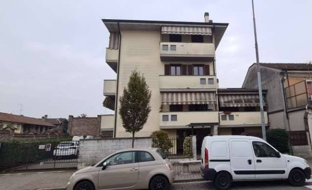 Appartamento a Sant'angelo lodigiano in Viale Montegrappa - Foto 2