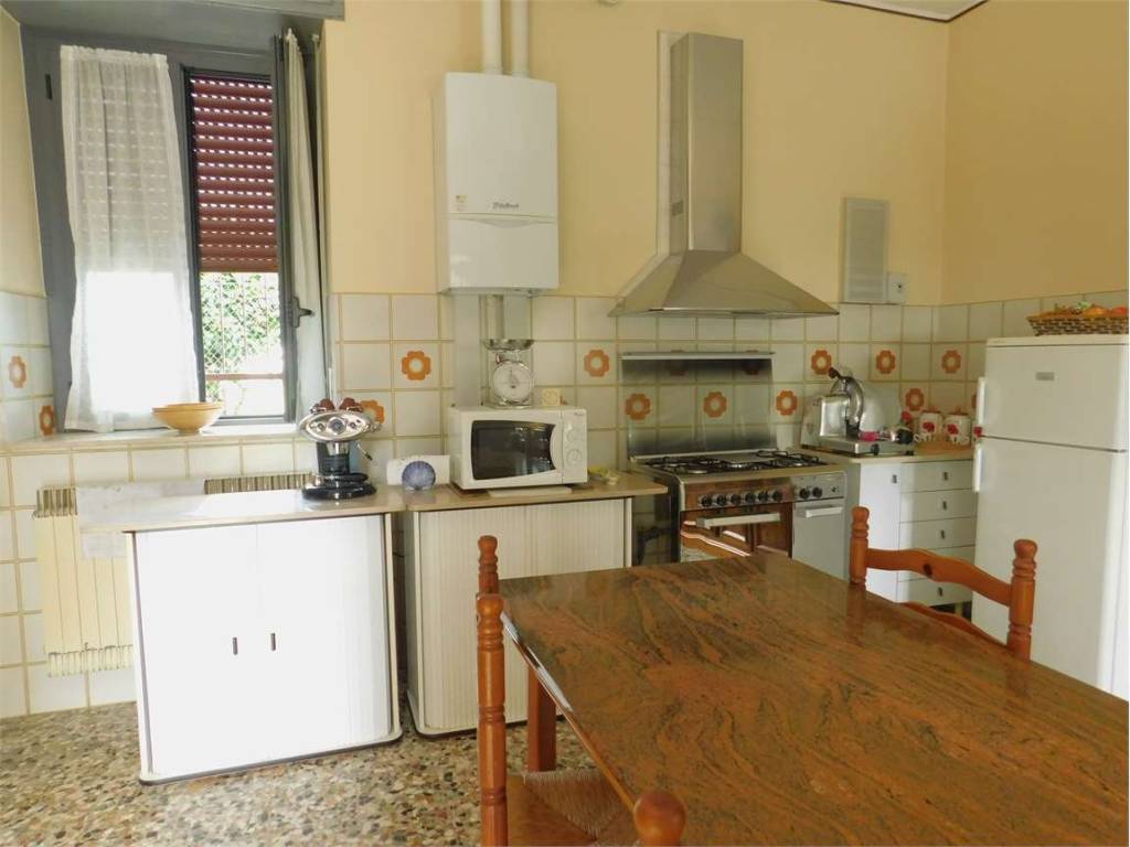 Casa indipendente a Casorate sempione in Via 25 aprile , 37 - Foto 3