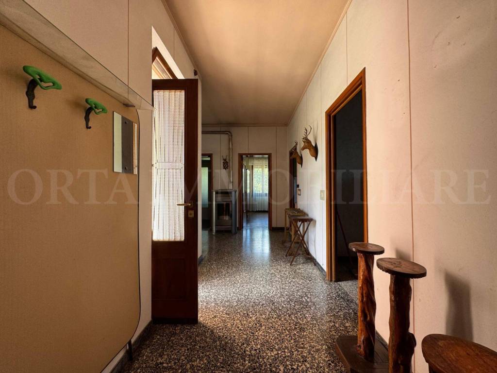 Villa a Madonna del sasso in Via San Carlo, 73 - Foto 5