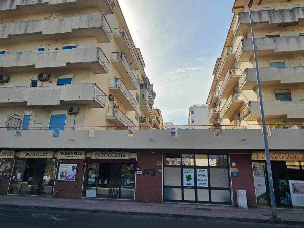 Appartamento a Messina in Via Contesse - Foto 2