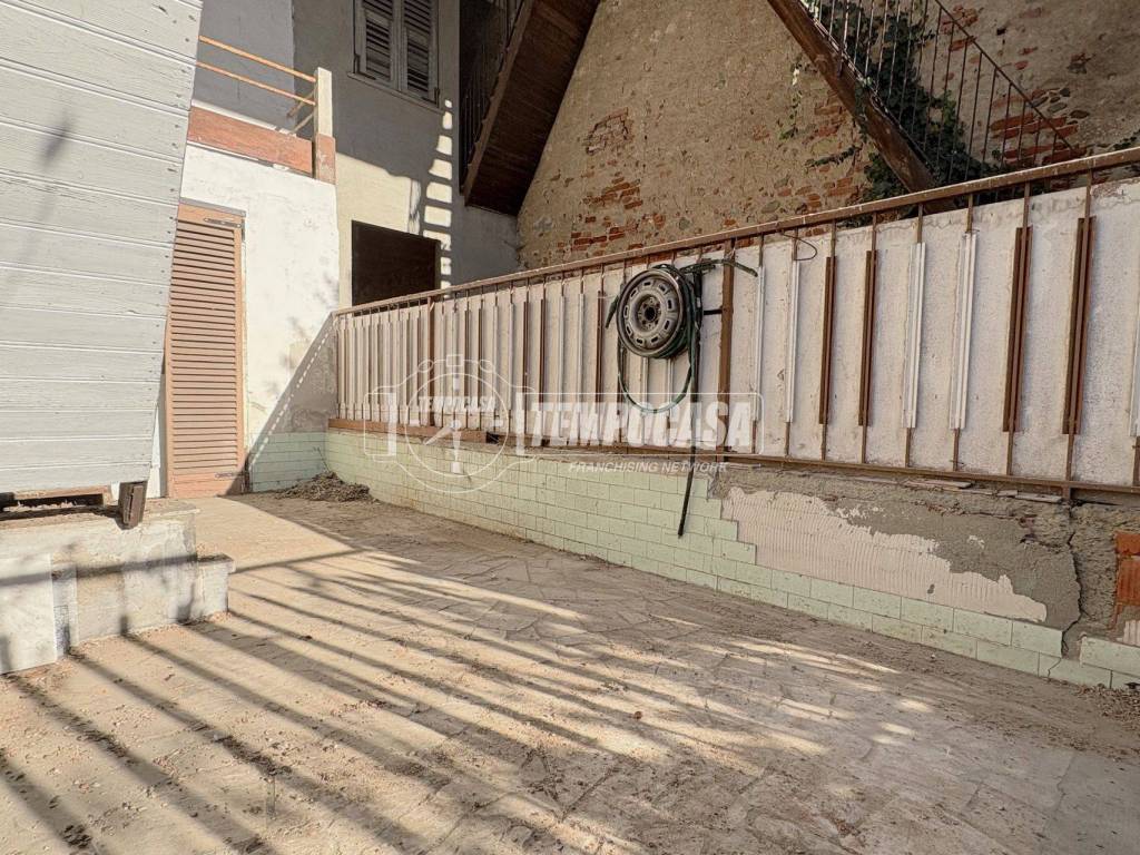 Casa indipendente a Cossato in Via Dante Alighieri - Foto 2