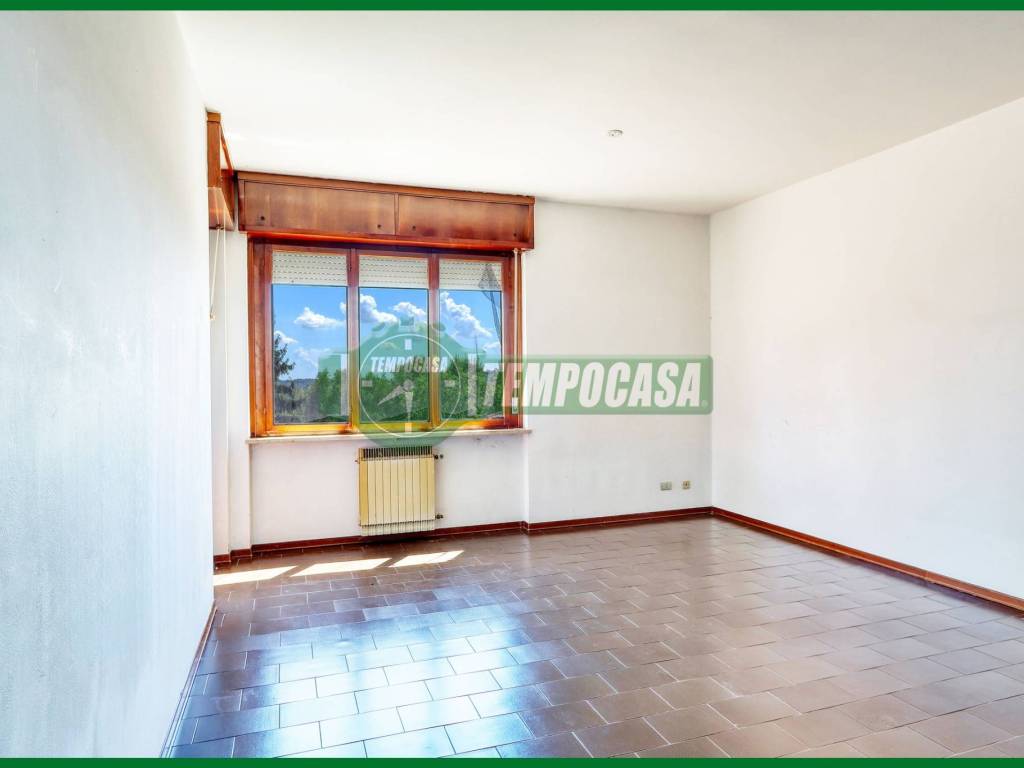 Appartamento a Varese in Via Talizia - Foto 2