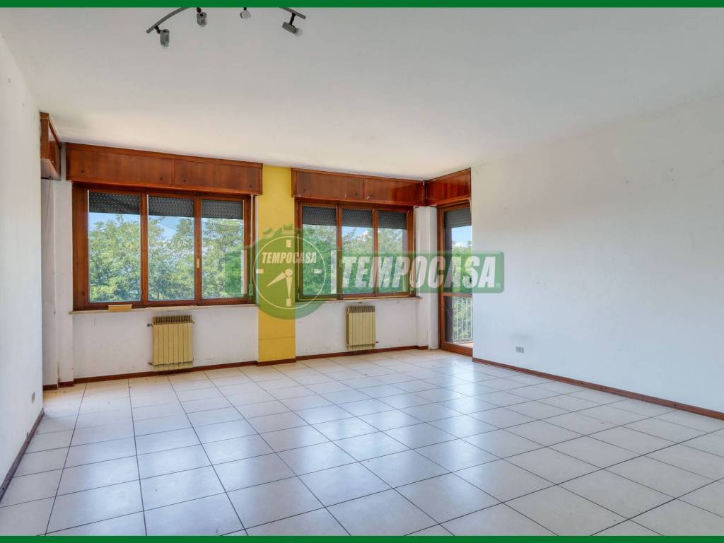 Appartamento a Varese in Via Talizia - Foto 2