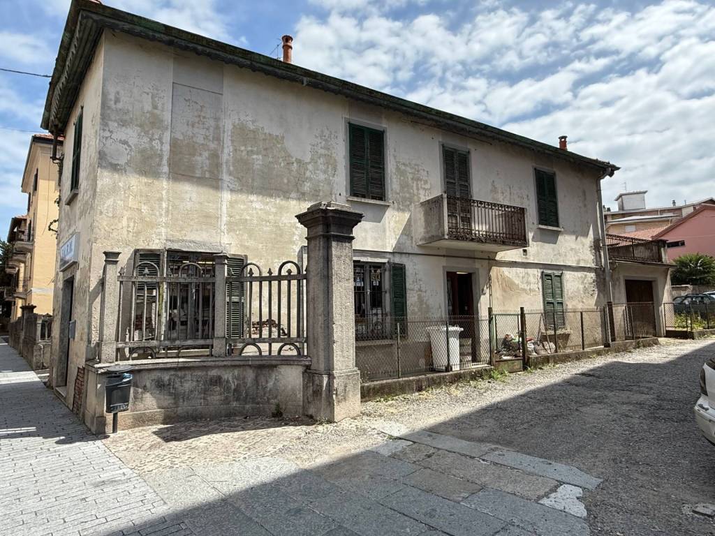 Rustico / casale a Malnate in Via Matteotti, 21 - Foto 2