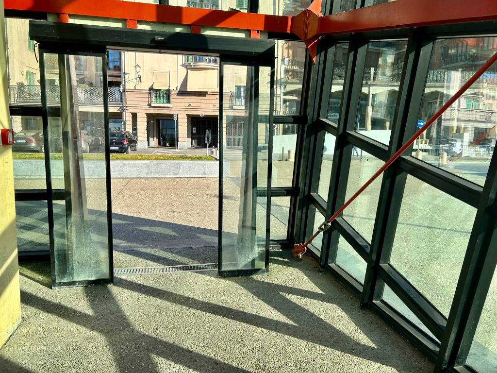 Box / garage a Fossano in Piazza Vittorio Veneto - Foto 4