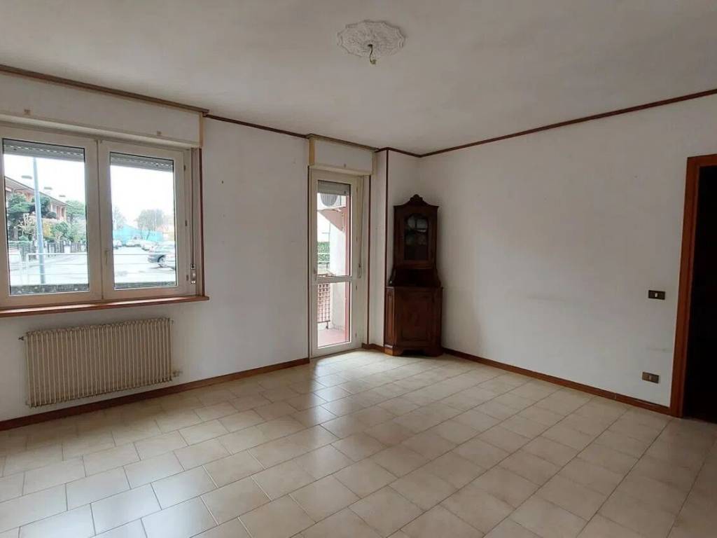 Appartamento a Fiorenzuola d'arda in Via San Rocco S.N.C. - Foto 4