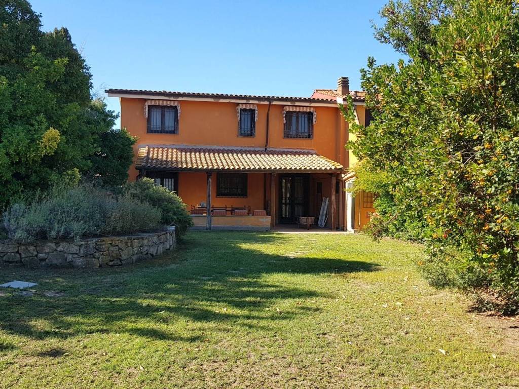 Villa a Orbetello in Via Luciano Raveggi - Foto 5