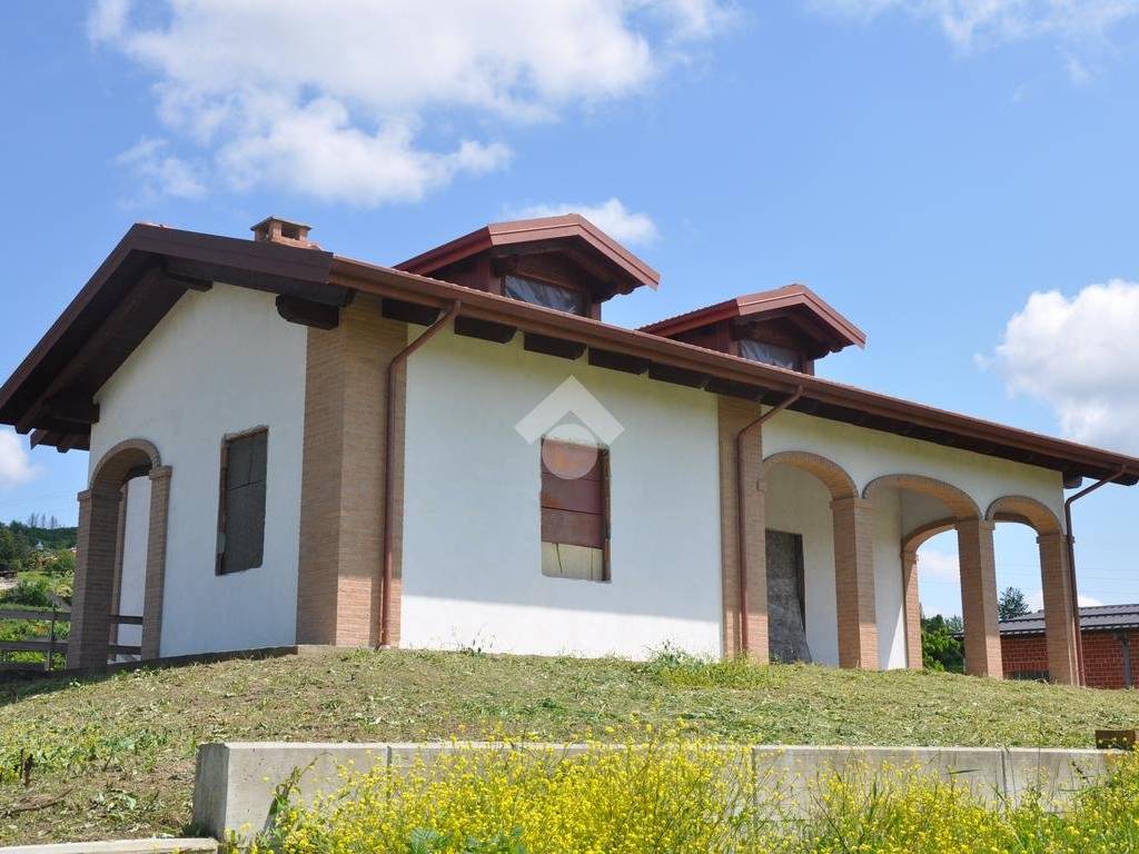 Villa a Montaldo scarampi in via Valtiglione - Foto 3