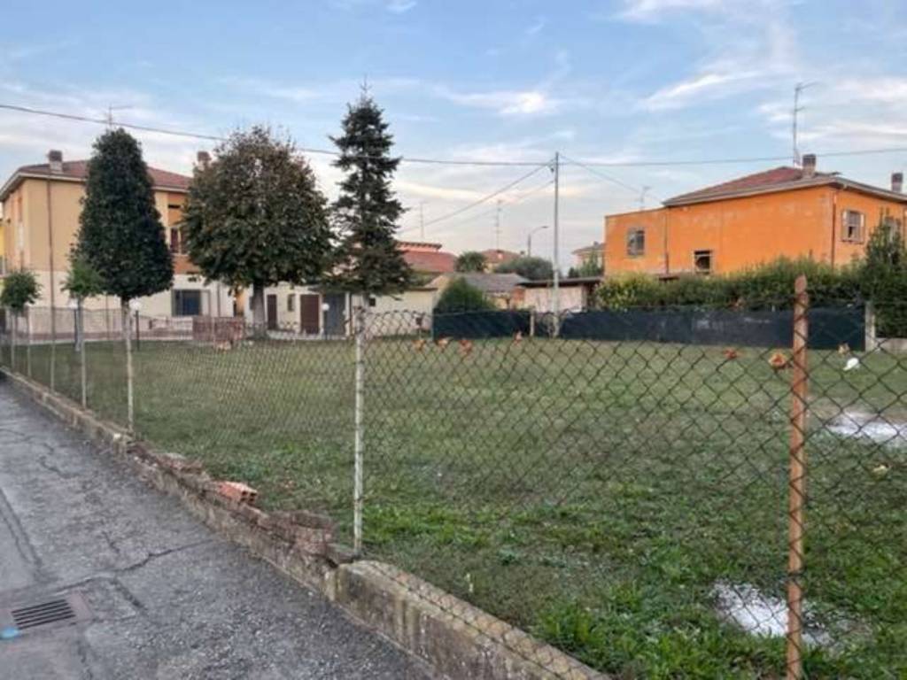 Terreno a Mirandola - Foto 3