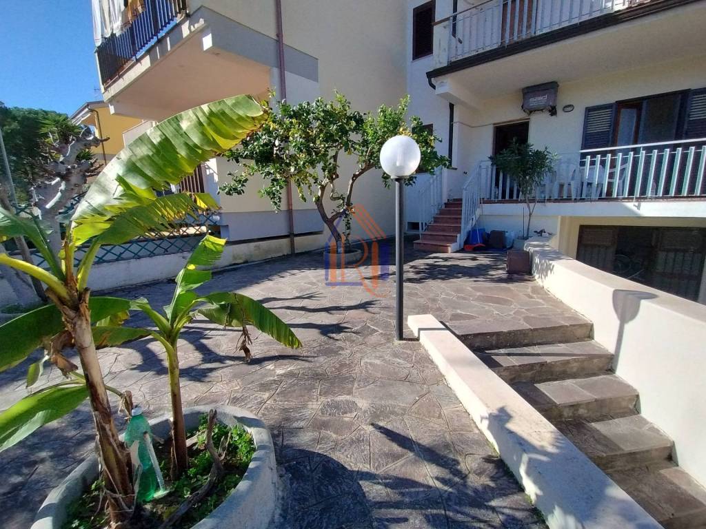 Appartamento a Sant'andrea apostolo dello ionio in Via Giuseppe Saragat, 15 - Foto 2