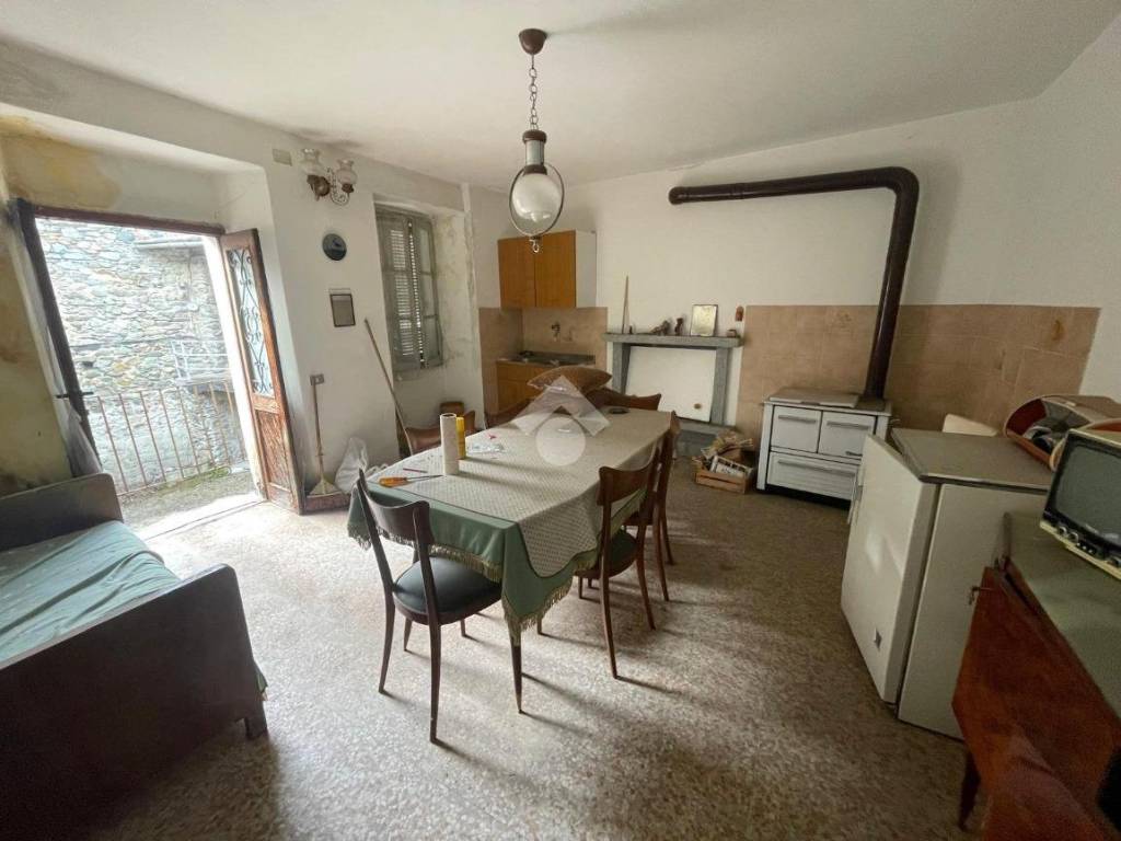 Casa indipendente a Sondrio in Frazione Mossini, 87 - Foto 4
