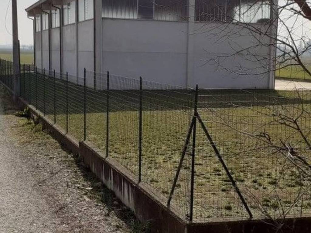 Immobile a Bosco marengo in Strada Emilia Scauri S.N.C. - Foto 2