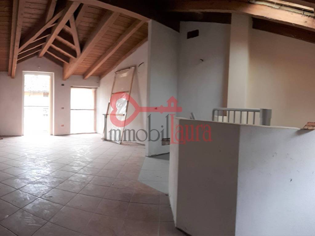 Casa indipendente a Bisuschio - Foto 2