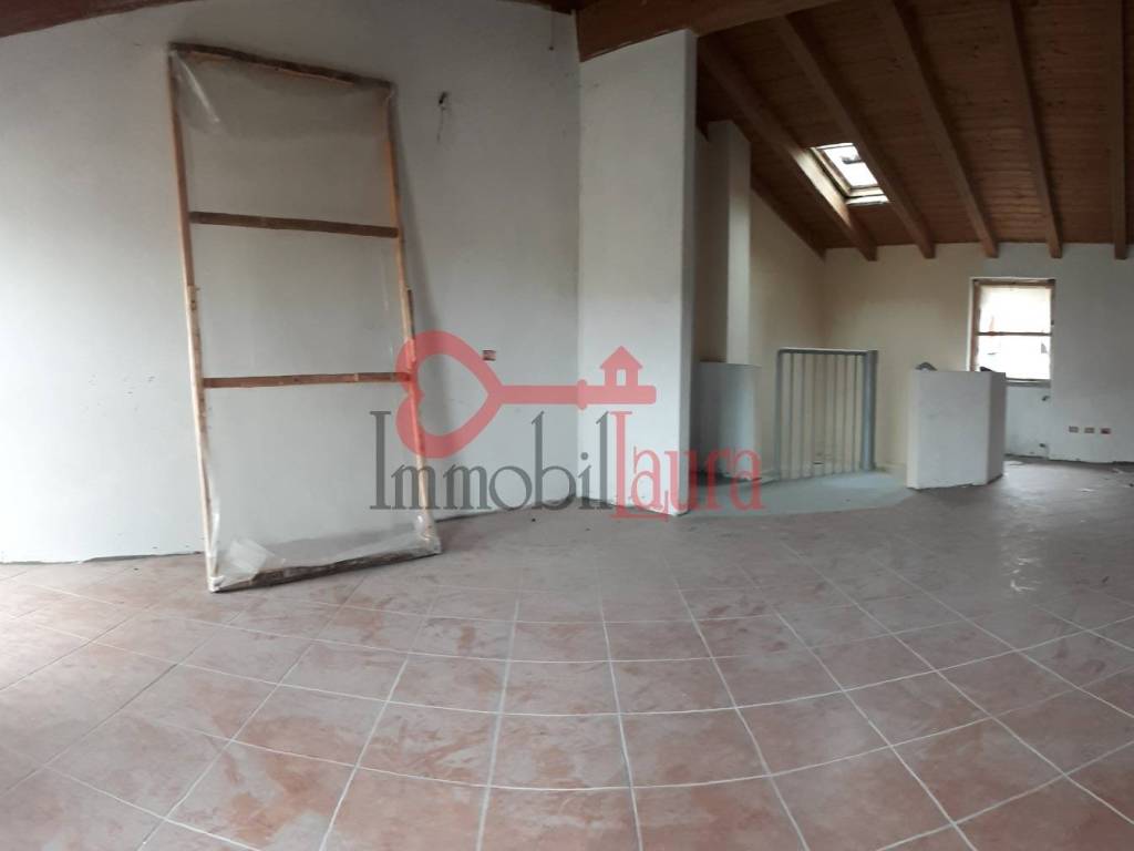 Casa indipendente a Bisuschio - Foto 3