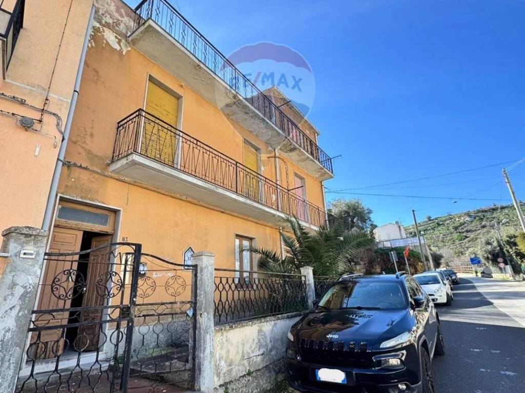 Casa indipendente a Melilli in via Rudinì, 87 - Foto 2