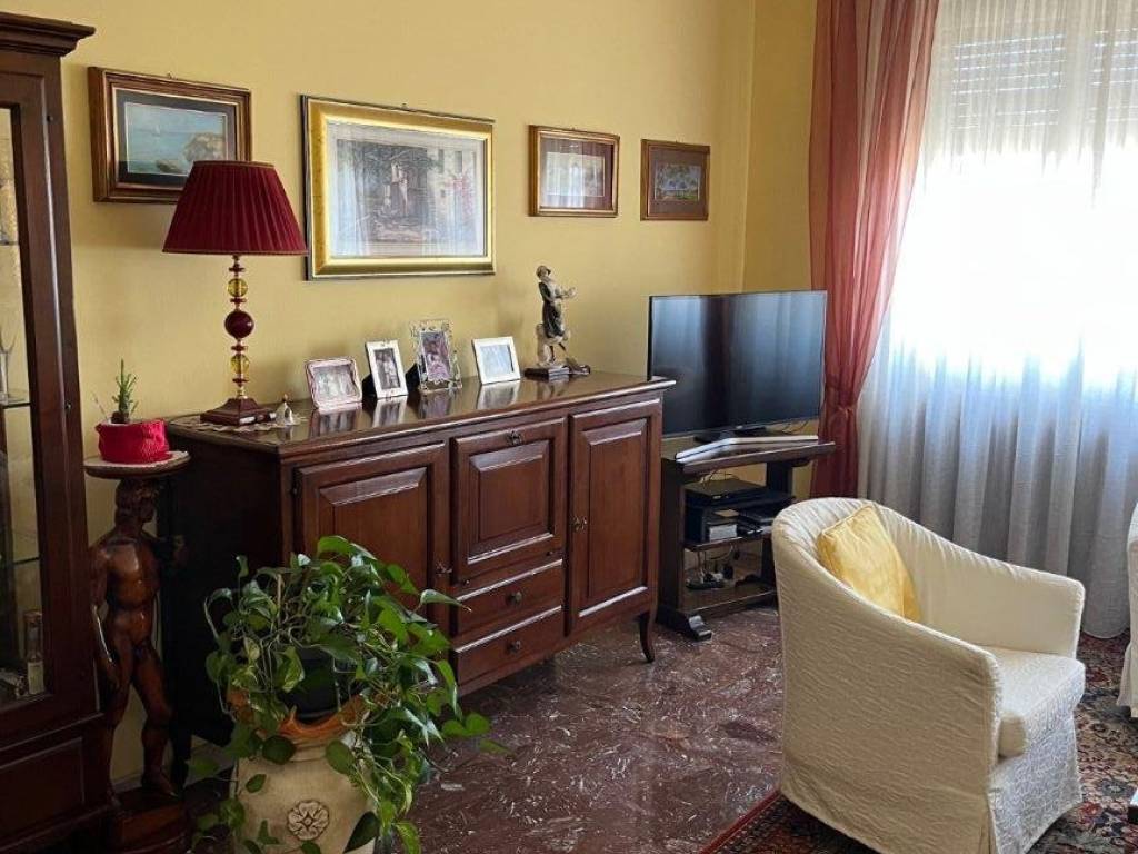 Appartamento a Varese in Via Giuseppe Garibaldi, 7 - Foto 4