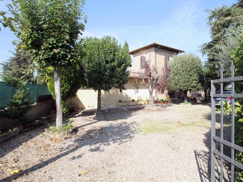 Casa indipendente a Castelnuovo berardenga - Foto 2