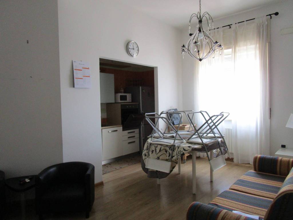 Appartamento a Foggia in Piazza Cesare Battisti, 27 - Foto 2