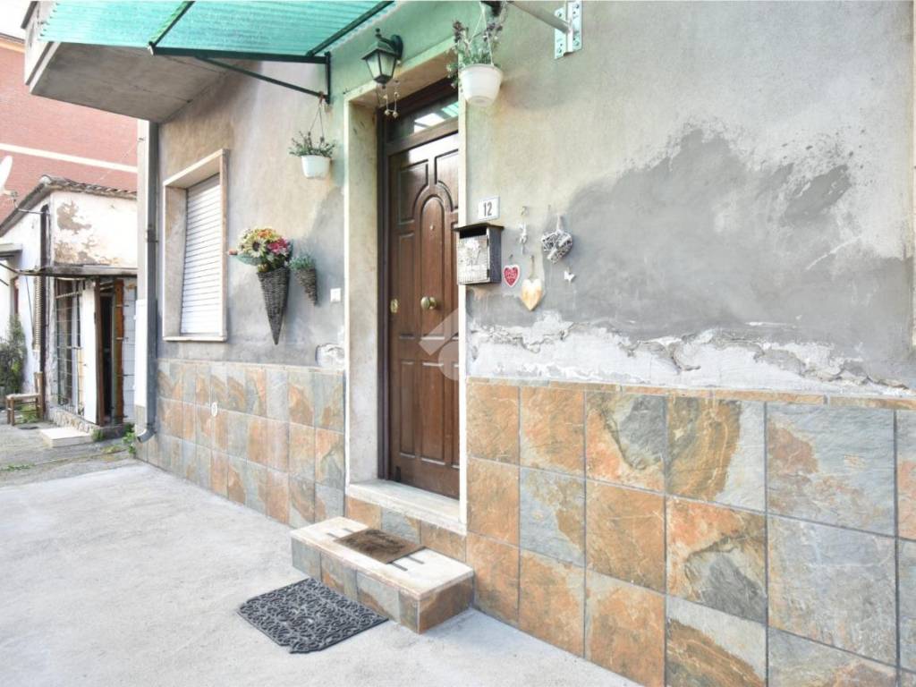 Casa indipendente a Latina in Via delle Mimose, 12 - Foto 2